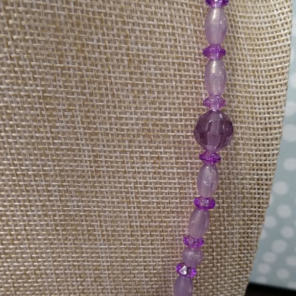 ❌SOLD❌ Handmade Beaded Necklace - Picture 2 of 7